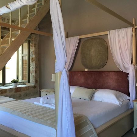 Alicelia Boutique Inn Vathy  Ngoại thất bức ảnh