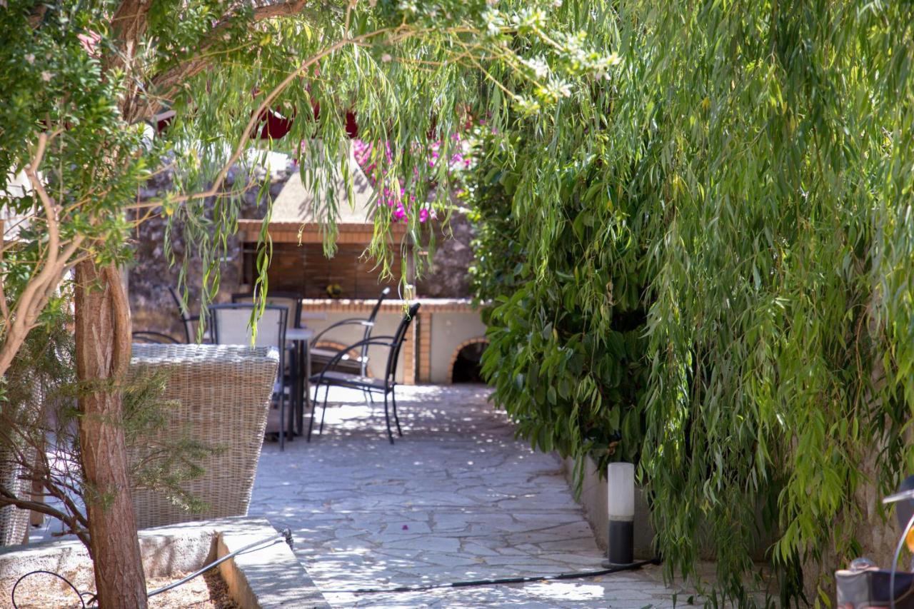 Alicelia Boutique Inn Vathy  Ngoại thất bức ảnh